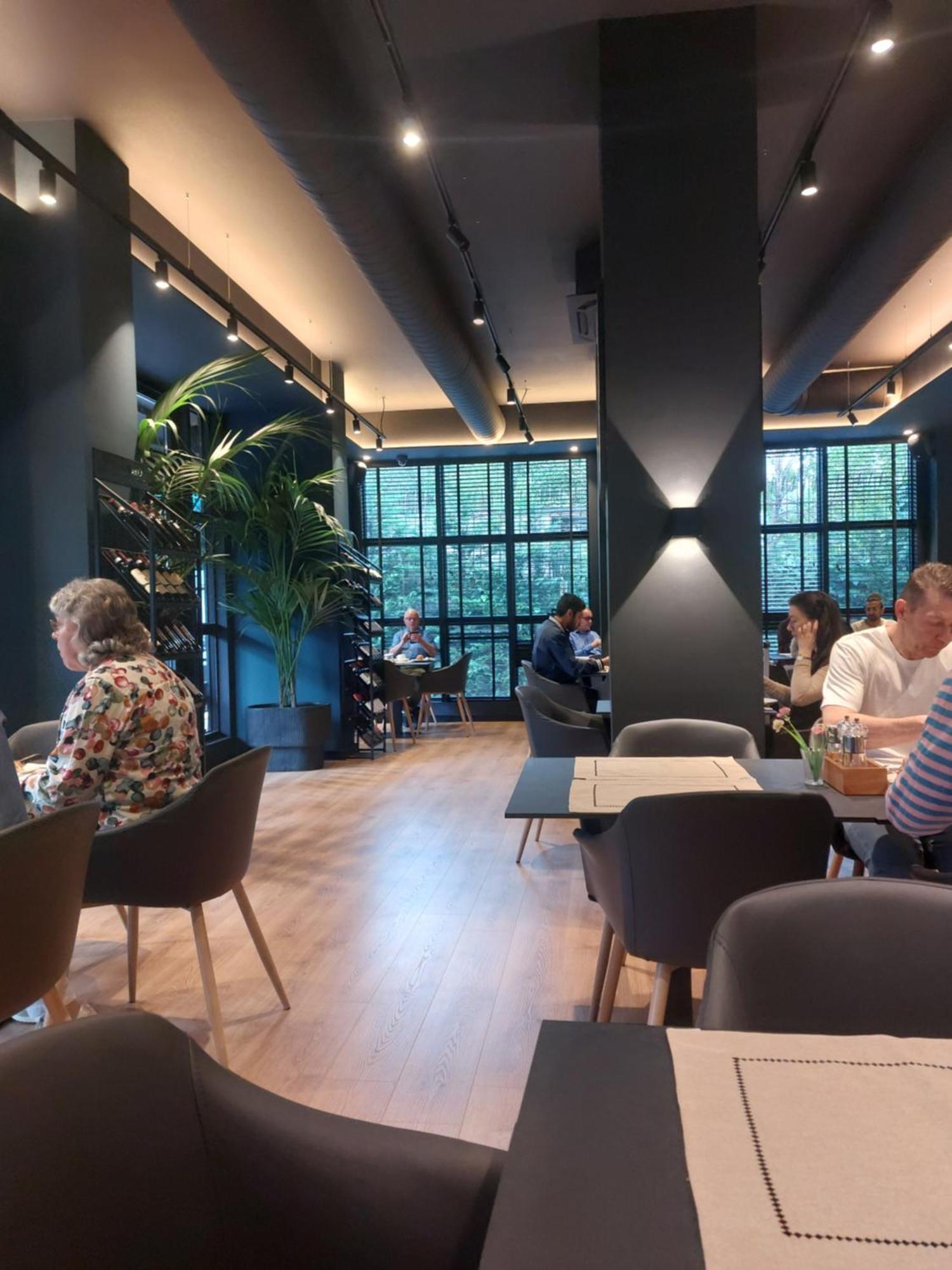 Mulaj Hotel Tirana Eksteriør billede