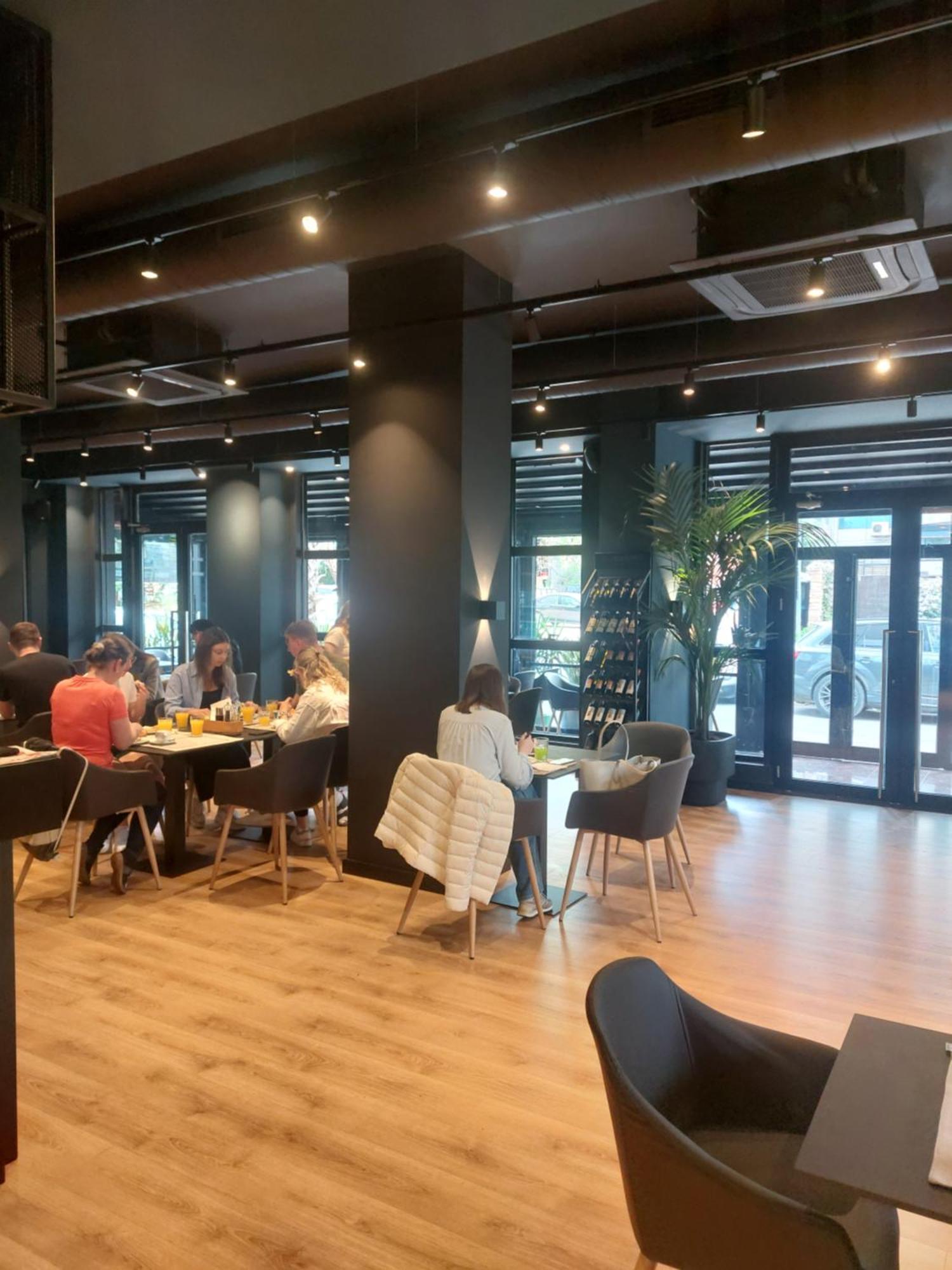 Mulaj Hotel Tirana Eksteriør billede